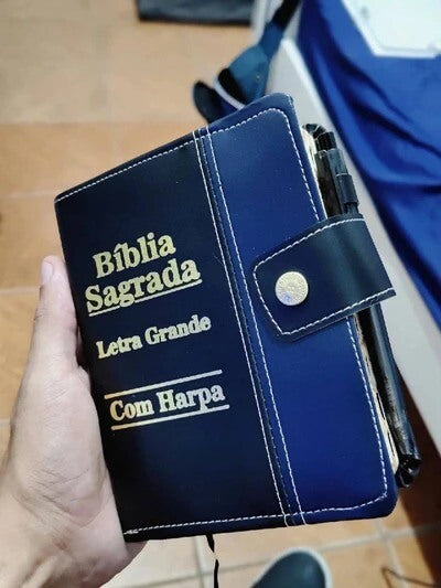 Bíblia Preta e Azul com Harpa